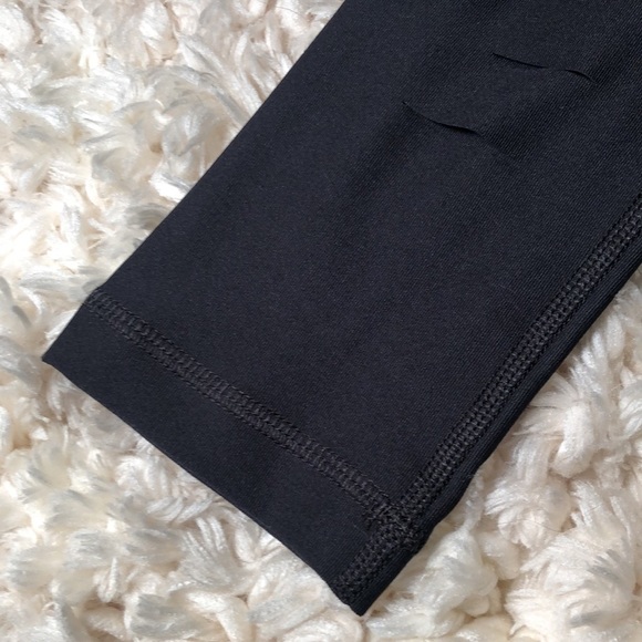 NWT 90 Degree Sliced Leggings | XS. - Picture 4 of 8